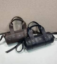 Picture of Prada Handbags _SKUfw236290709fw